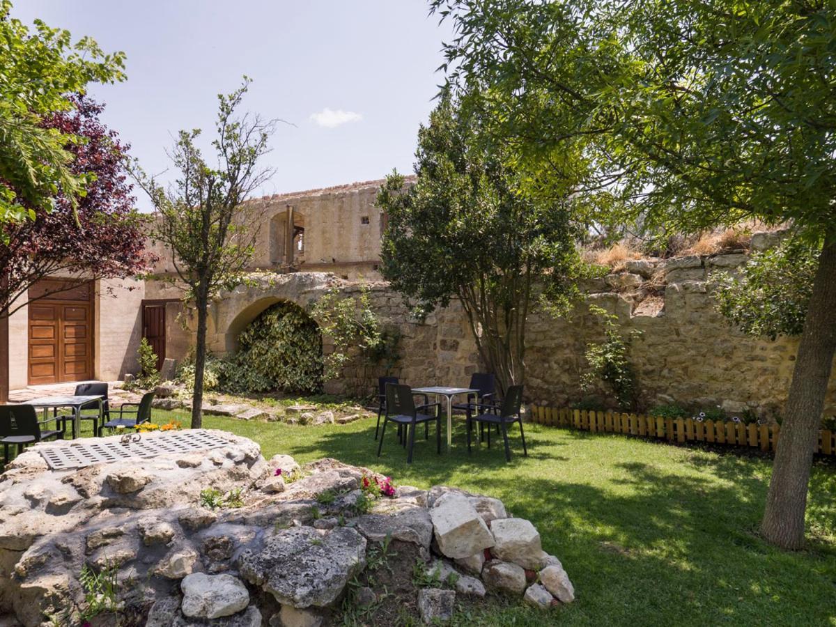 La Casona De Montealegre *